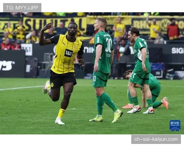 门兴格拉德巴赫中场核心基亚罗迪亚因伤缺阵,影响球队进攻组织 门兴格拉德巴赫中场核心基亚罗迪亚因伤缺阵,影响球队进攻组织