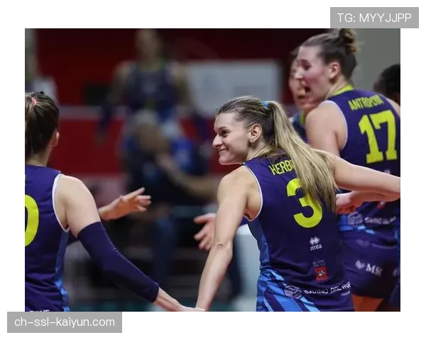 传言证实：塞尔维亚女排二传奥杰年诺维奇与伊萨奇巴希达成下赛季加盟协议