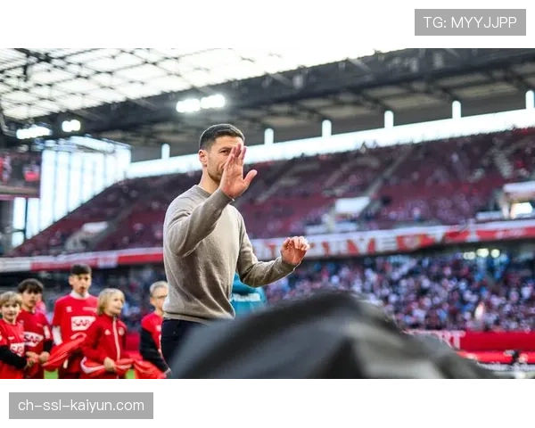 传言证实：哈维-阿隆索下赛季将留任勒沃库森，拒绝利物浦与拜仁邀请